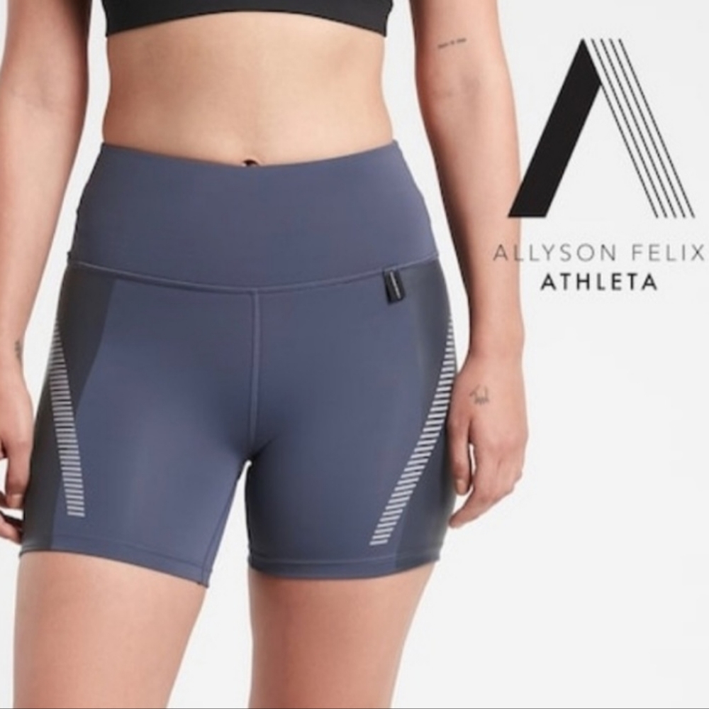 ATHLETA ALLYSON FELIX Legend Shortie in Blue Gray SU028